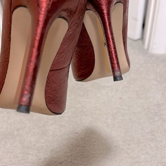 Sam Edelman heels. Metallic red leather. Size 7 - Picture 7 of 8